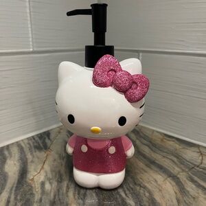 Hello Kitty Pink Glitter Bow Soap Lotion Dispenser With Pump NEW